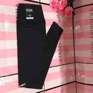 🔥Sales🔥Victoria Secrets Knockout Tight Medium Rise XS/XP🔥Holiday Gift Id…